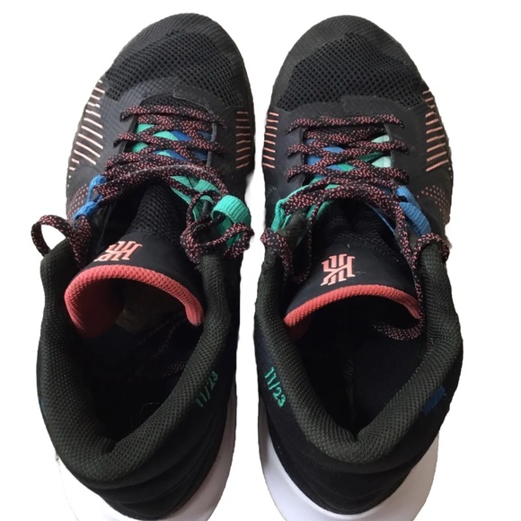 NIKE Men’s sie 13 KYRIE FLYTRAP V 5 SNEAKER SHOES - Picture 5 of 6